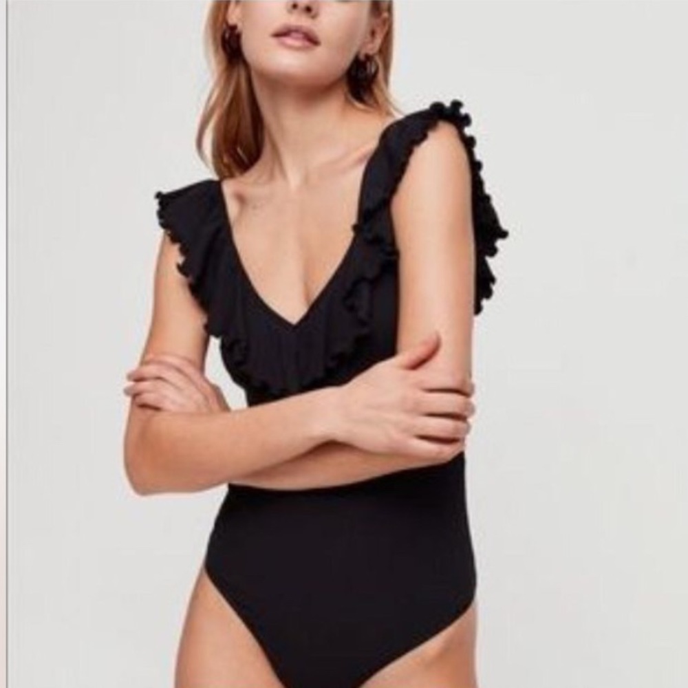 Aritzia Wilfred Danette Bodysuit in Black size XS